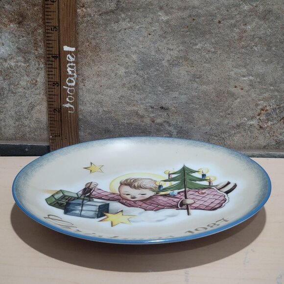 Schmid Hummel Christmas 1987 Angelic Gifts Decorative Wall Hanging Plate - Picture 6 of 11